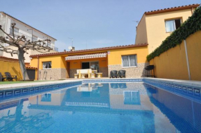 Гостиница RNET - Villa Sant Pere Pescador  Сан-Педро-Пескадор